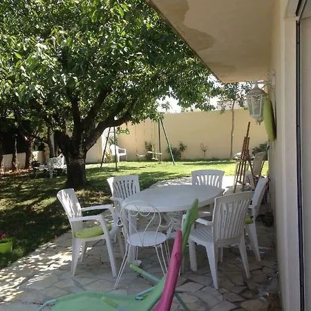 Charmant Studio A Uchaud Exterior photo