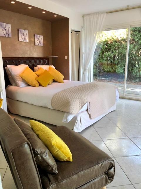 A Apartment Uchaud